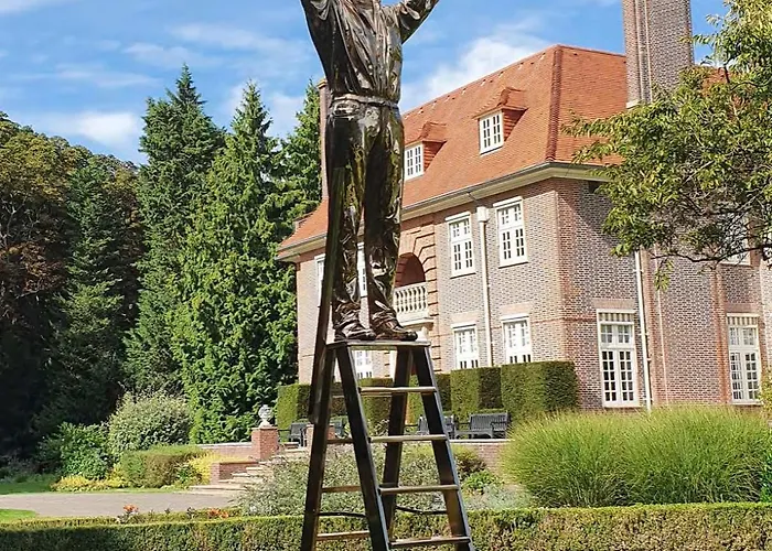 Cozy Garden House Kijkduin Гостевой дом 3*