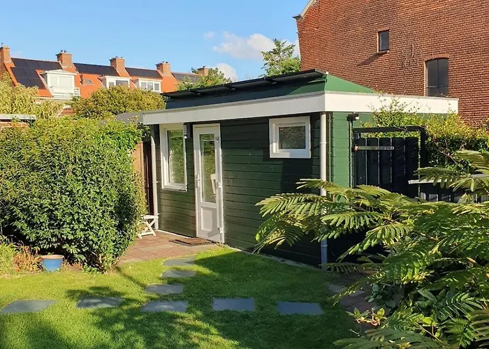 Cozy Garden House Kijkduin Гаага