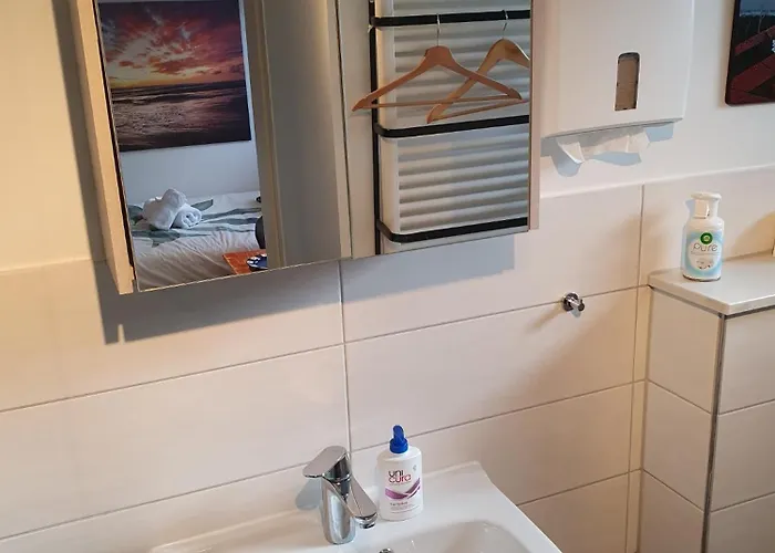 Гостевой дом Cozy Garden House Kijkduin