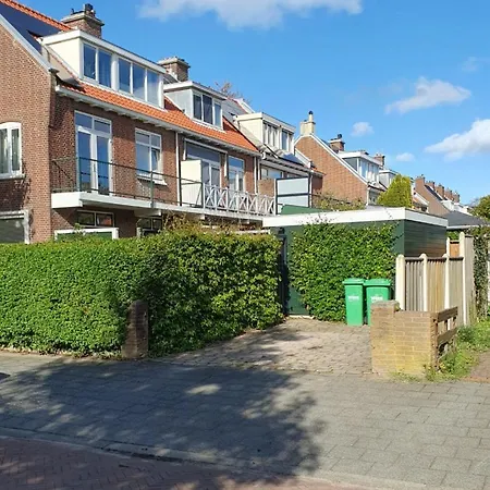 Cozy Garden House Kijkduin 3* 헤이그