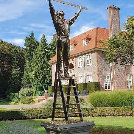 Cozy Garden House Kijkduin 게스트하우스 3*