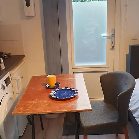 Cozy Garden House Kijkduin 헤이그